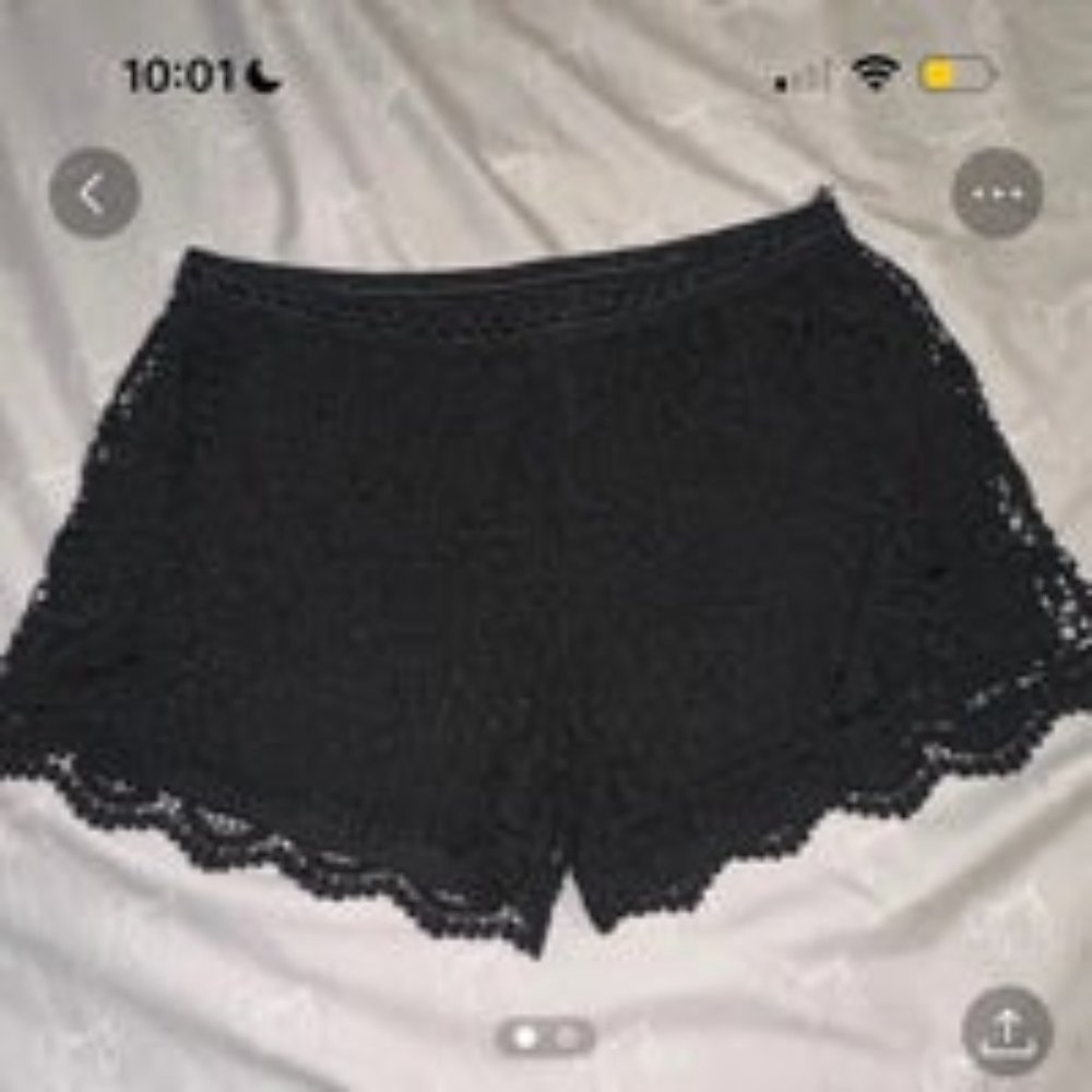 Women shorts